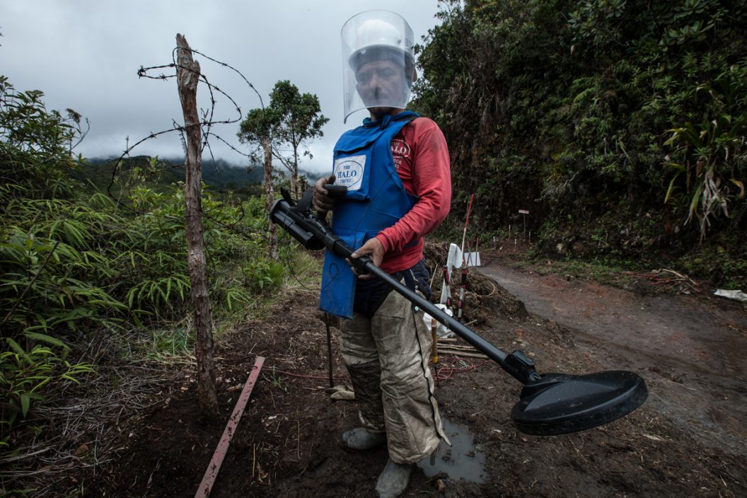 Desminado Civil humanitario x 4