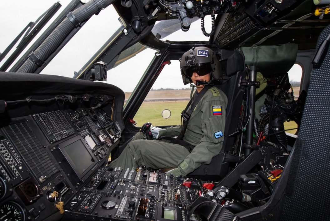 Mujer Piloto - Jaime Pérez - Colombia